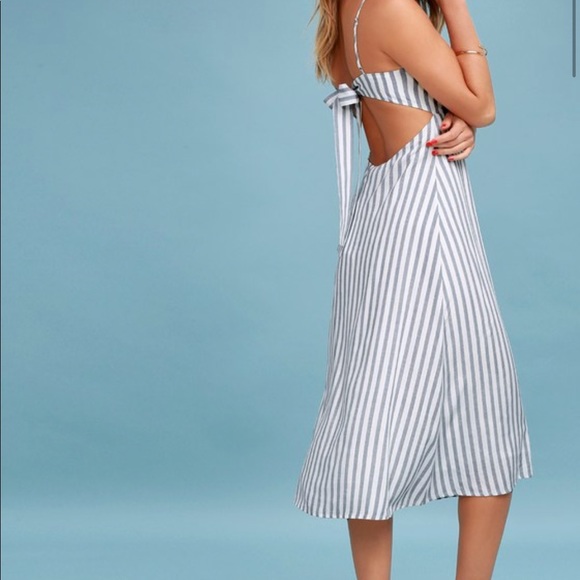 Dresses & Skirts - Blue and White Backless Midi Dress
